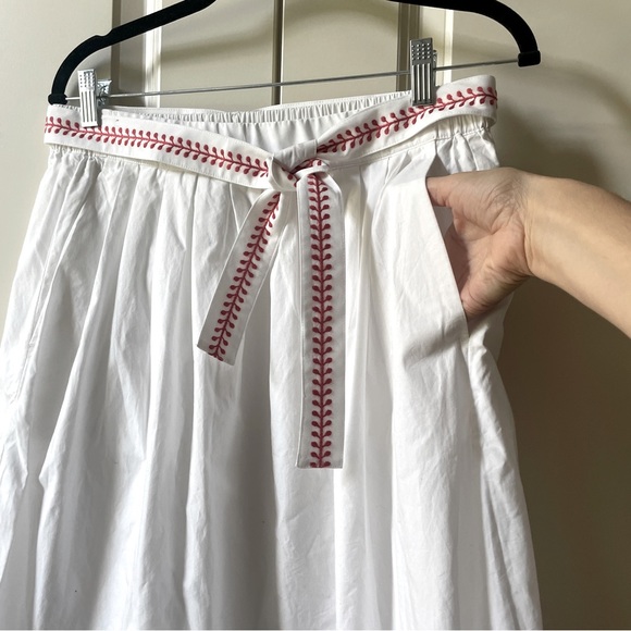 Like New J Crew Embroidered skirt w/removable belt - Picture 3 of 9